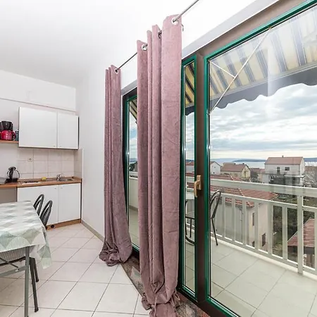 Ruza Apartman *