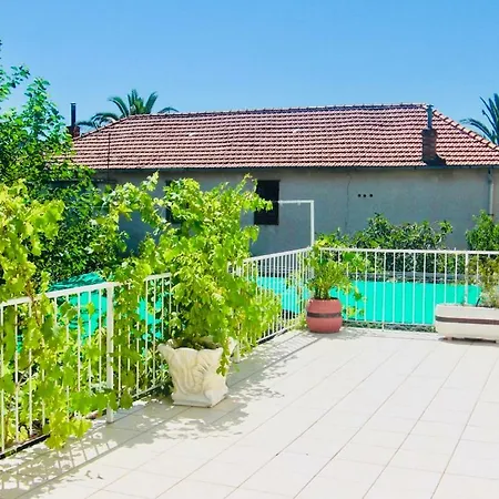 Ruza Apartman Kaštela