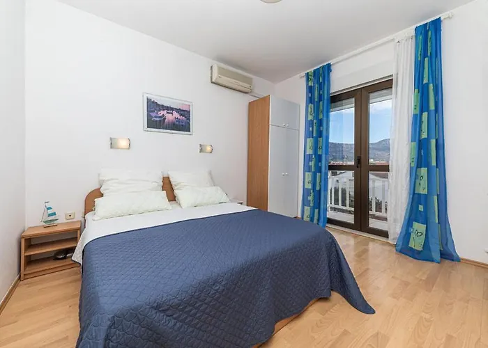 Ruza * Каштела