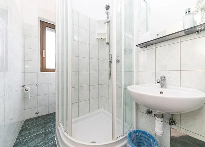 Ruza * Каштела